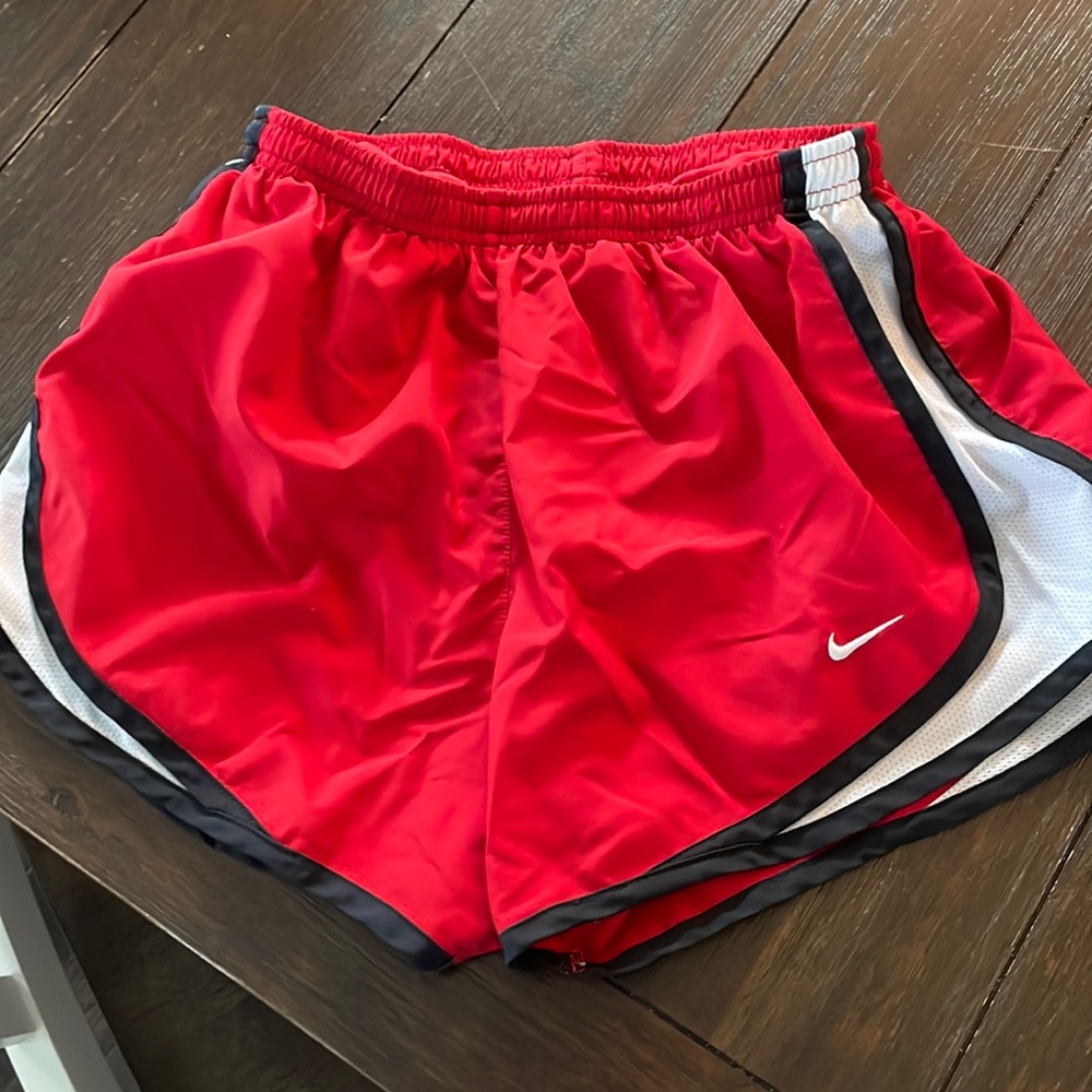 womens nike shorts